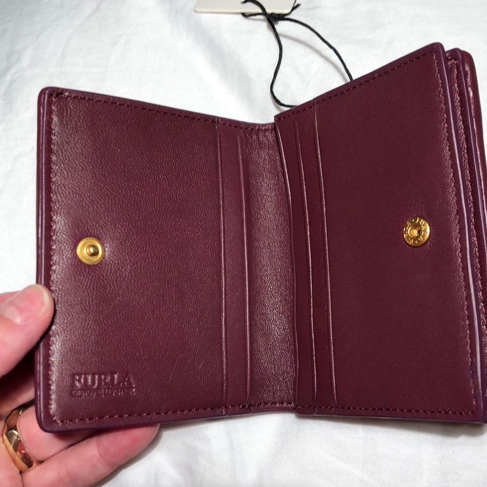 NIB‼️ Furla Quilted Leather Wallet - Picture 2 of 7